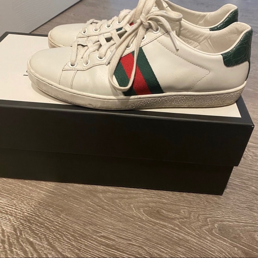 Gucci sneakers